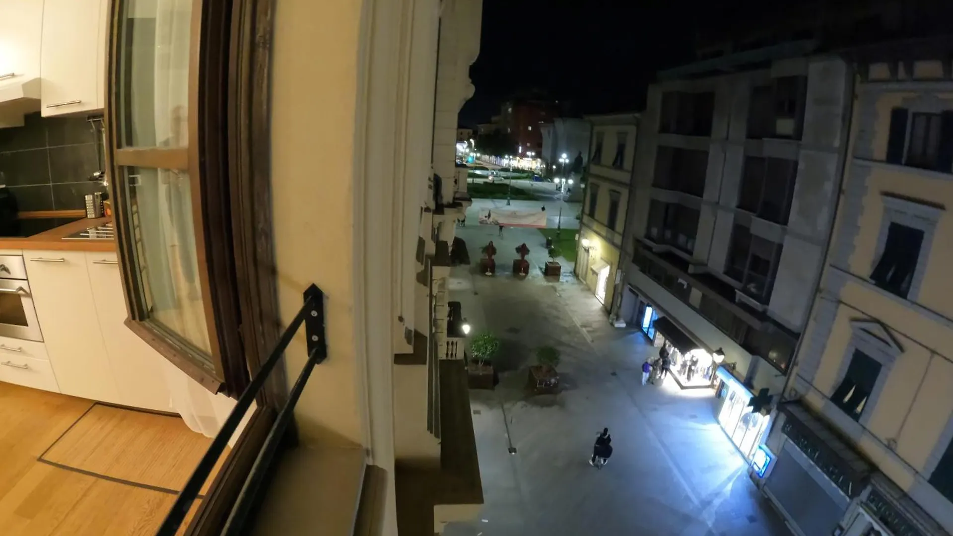 Five Roses Bed & Breakfast Bed and Breakfast Πίζα 2*,  Ιταλία