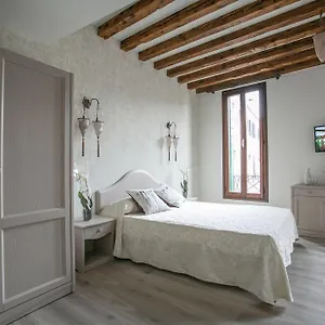 Ca' Dell'angelo 2* Venezia
