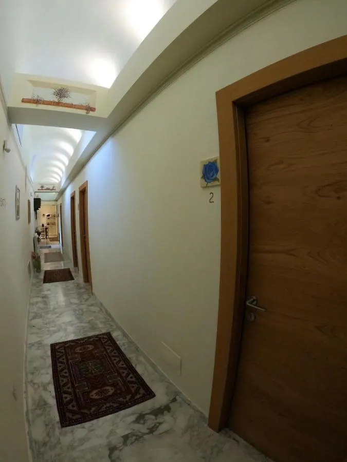 Five Roses Bed & Breakfast Pisa
