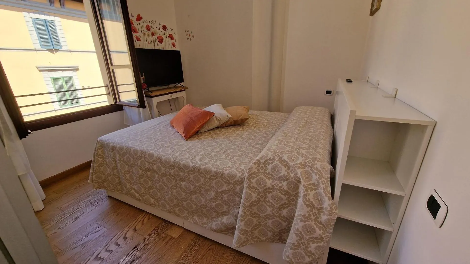 Five Roses Bed & Breakfast Pisa