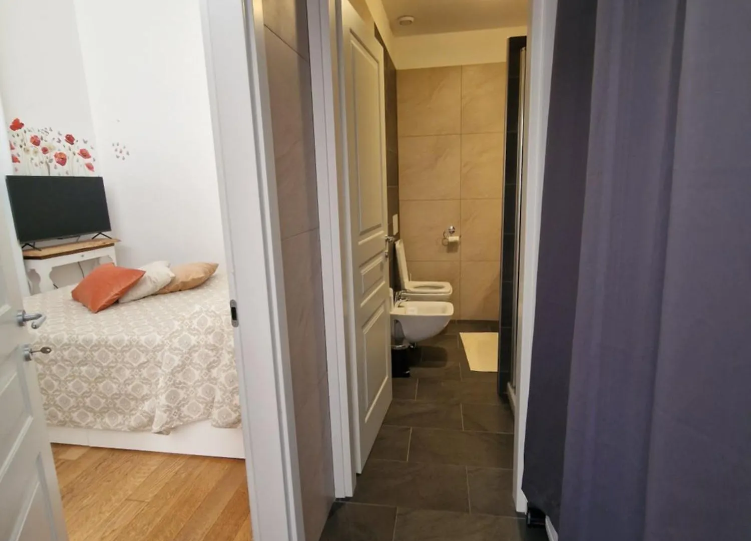 Five Roses Bed & Breakfast Pisa