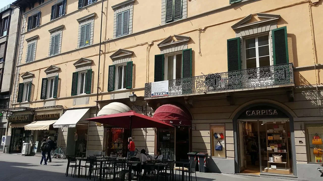 Five Roses Bed & Breakfast Pisa