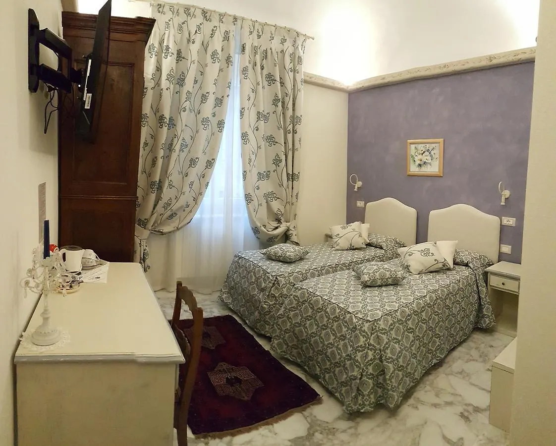 Five Roses Bed & Breakfast Pisa Italy